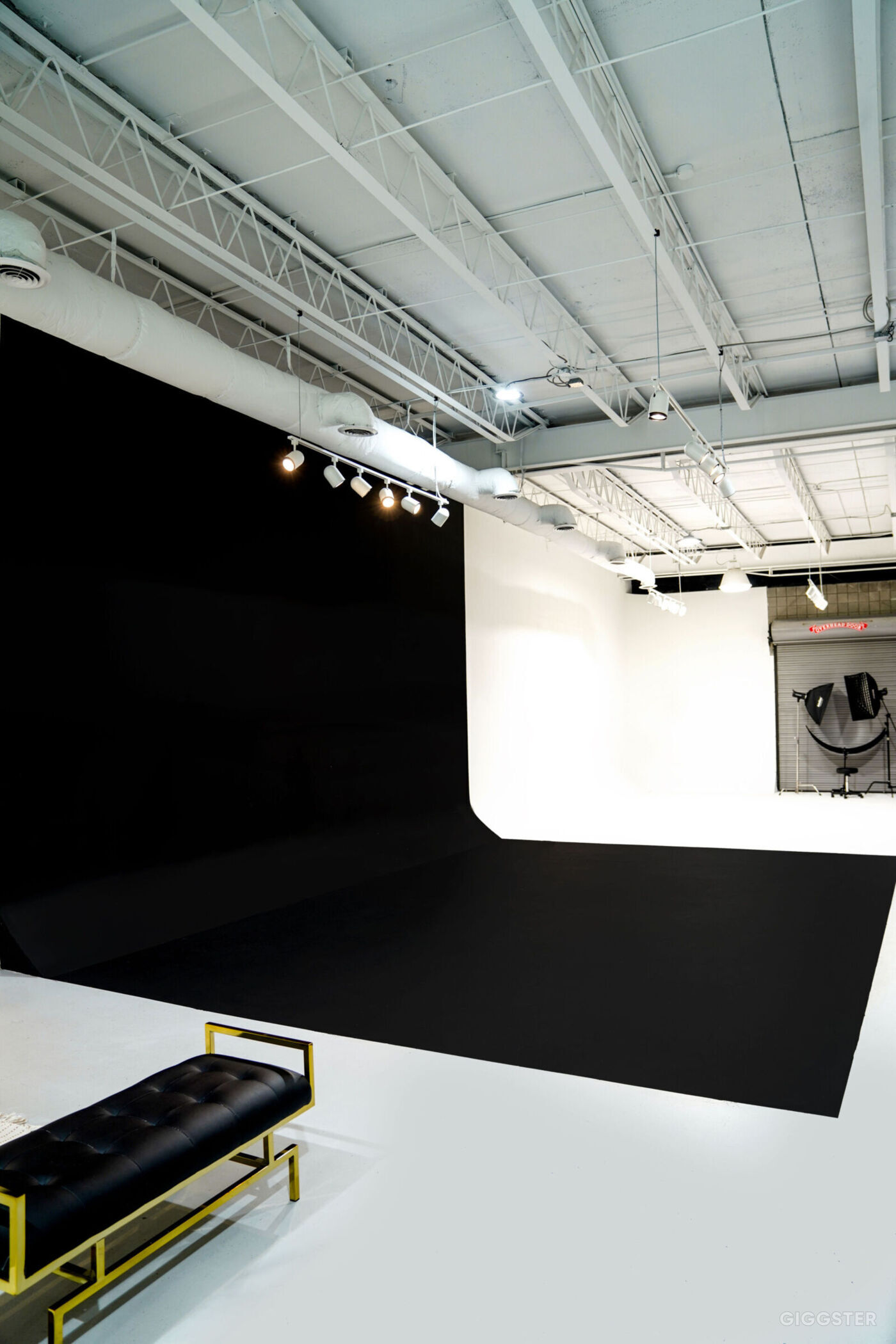 Stunning Photography and Production Studio in ATL Rent this location