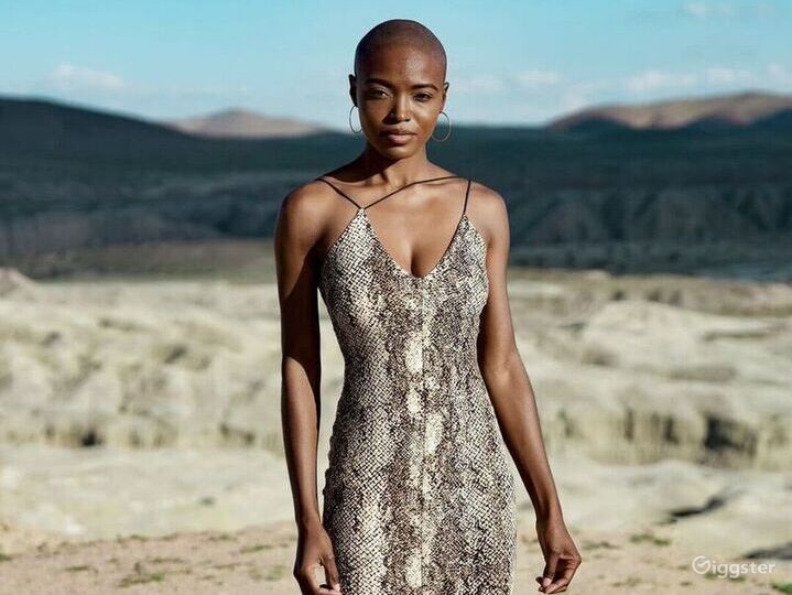 180 Acres overlooking the Mojave River Valley Rent this location on