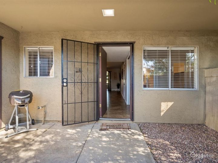 Clean and Comfy Condo in Paradise Valley Rent this location on Giggster