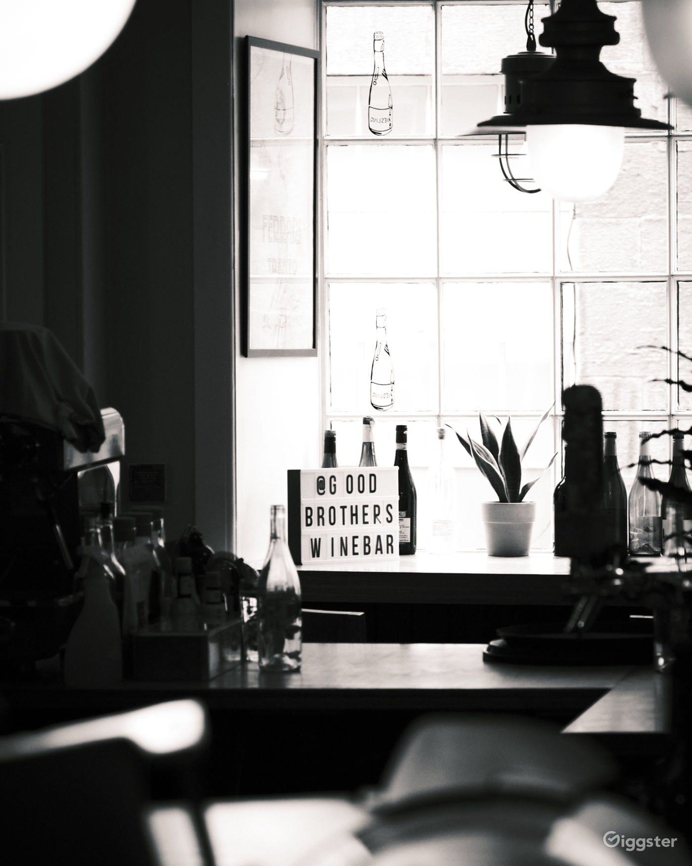 Beautiful and Cozy Wine Bar in Stockbridge Rent this location on Giggster