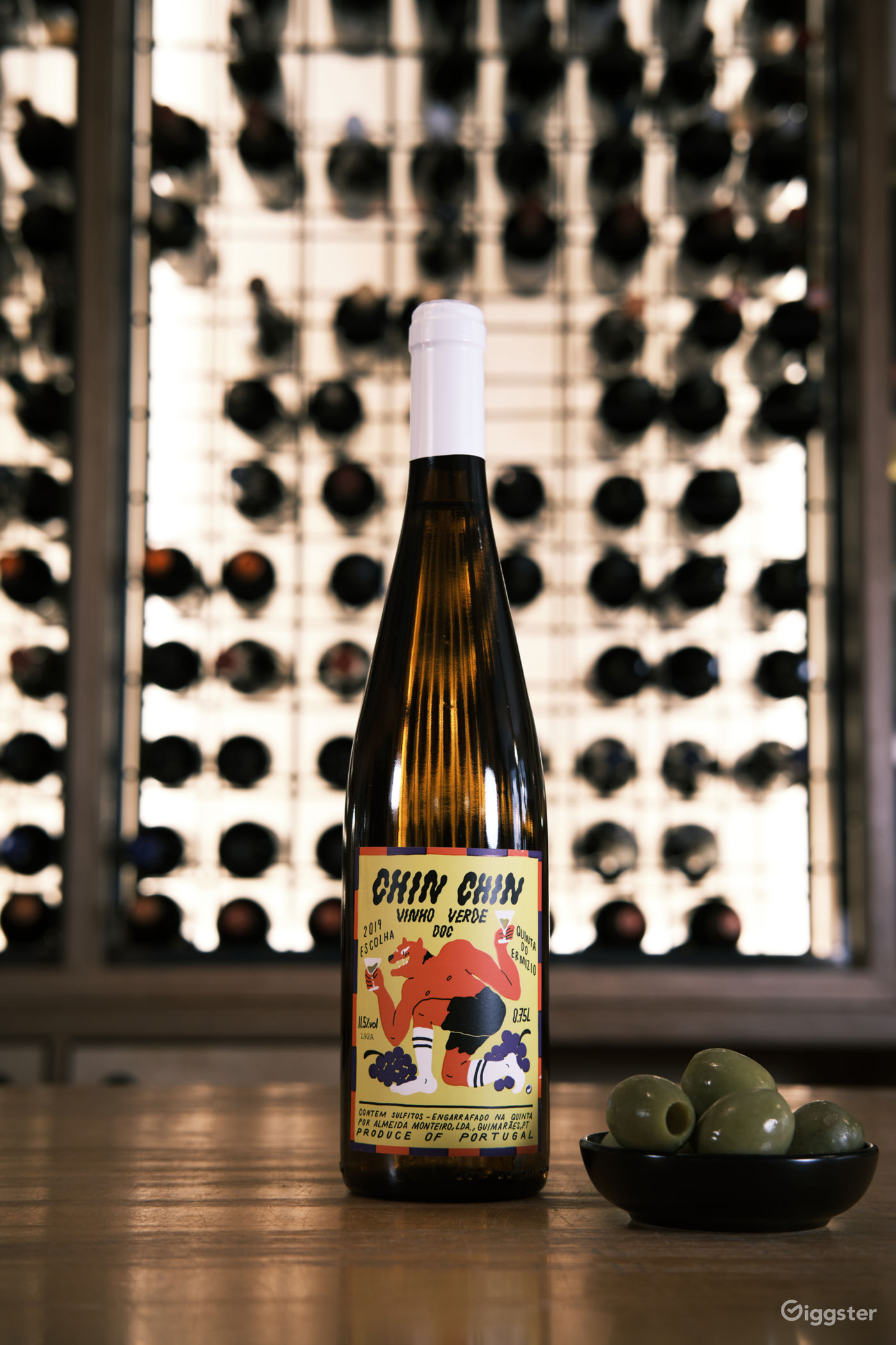 Beautiful and Cozy Wine Bar in Stockbridge Rent this location on Giggster