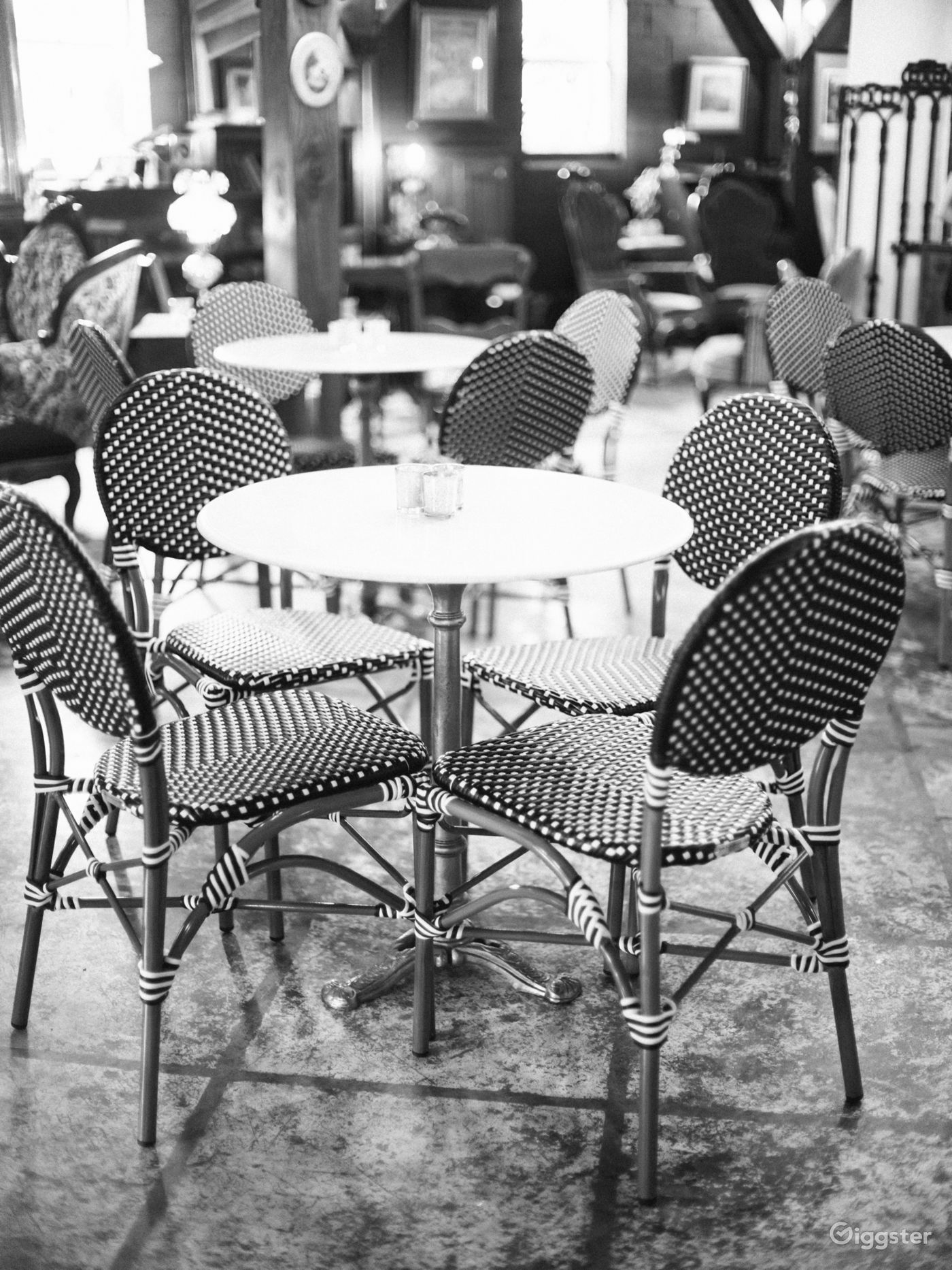 The Salon Rent this location on Giggster