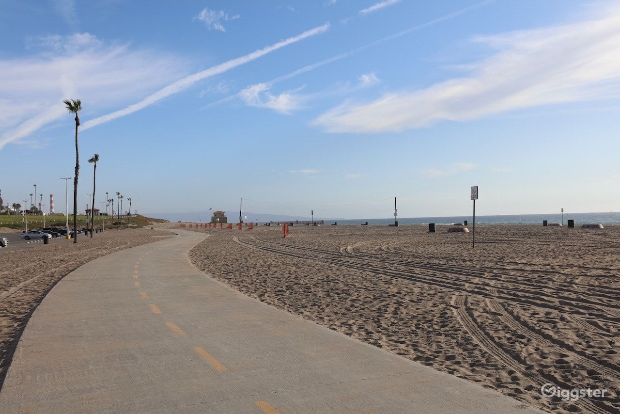 Dockweiler Beach | Lifeguard Towers 55-56 Photo 2
