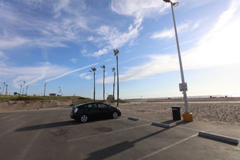 Dockweiler Beach | Lifeguard Towers 55-56 Photo 76