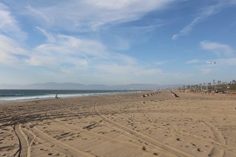 Dockweiler Beach | Lifeguard Towers 55-56 Photo 44