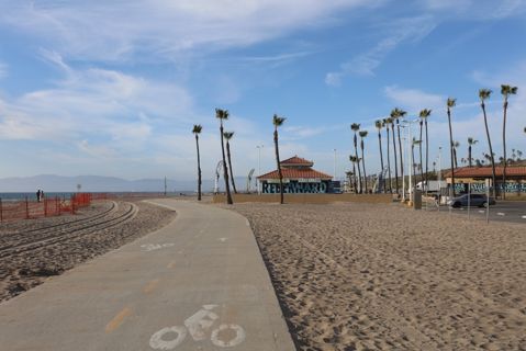 Dockweiler Beach | Lifeguard Towers 55-56 Photo 52