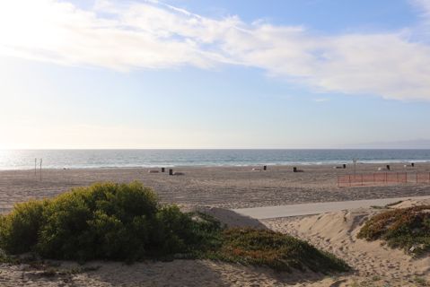 Dockweiler Beach | Lifeguard Towers 55-56 Photo 91