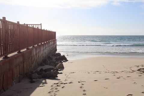 Dockweiler Beach | Lifeguard Towers 55-56 Photo 29