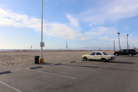Dockweiler Beach | Lifeguard Towers 55-56 Photo 73