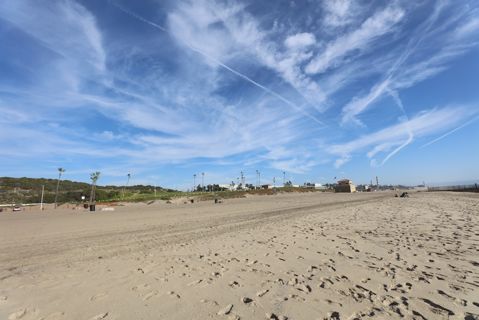 Dockweiler Beach | Lifeguard Towers 55-56 Photo 12