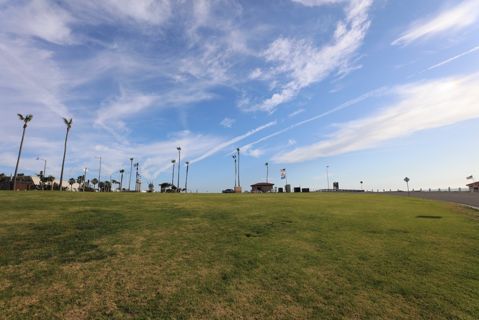 Dockweiler Beach | Lifeguard Towers 55-56 Photo 98
