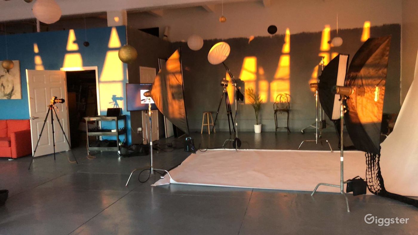 Spacious daylight, bright studio in Sunset Park Rent this location on