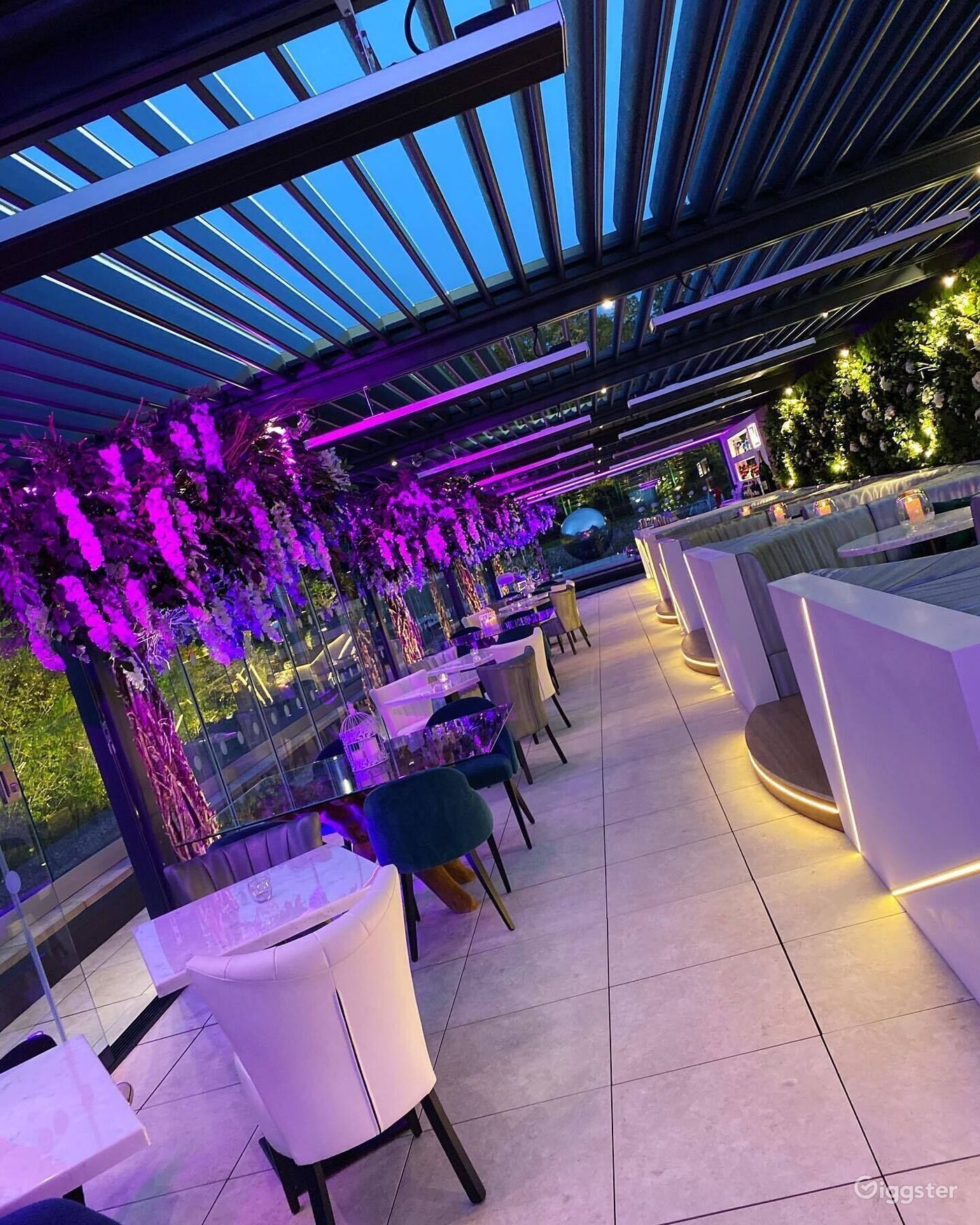 Treehouse Terrace Restaurant & Bar Rent this location on Giggster
