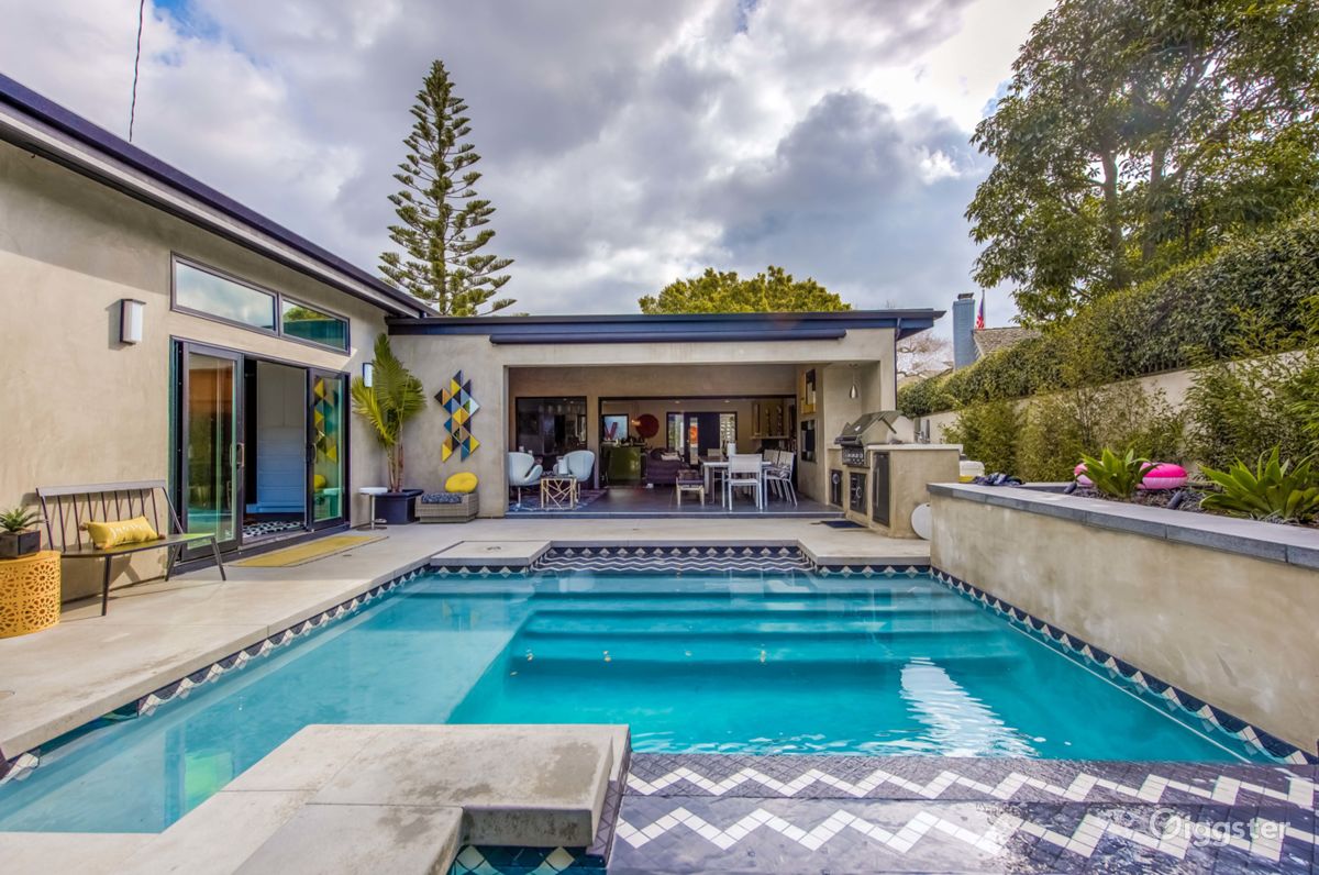 Newport Beach Contemporary Bungalow | Rent this location on Giggster