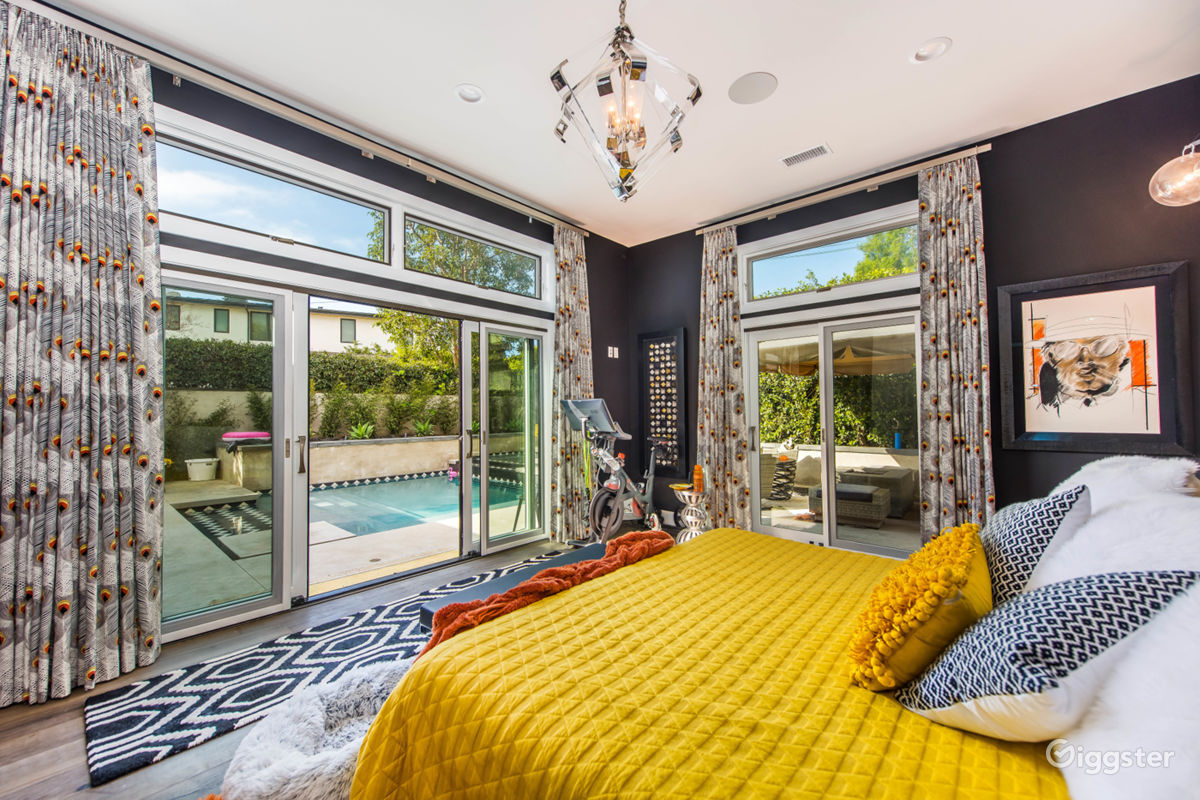 Newport Beach Contemporary Bungalow | Rent this location on Giggster