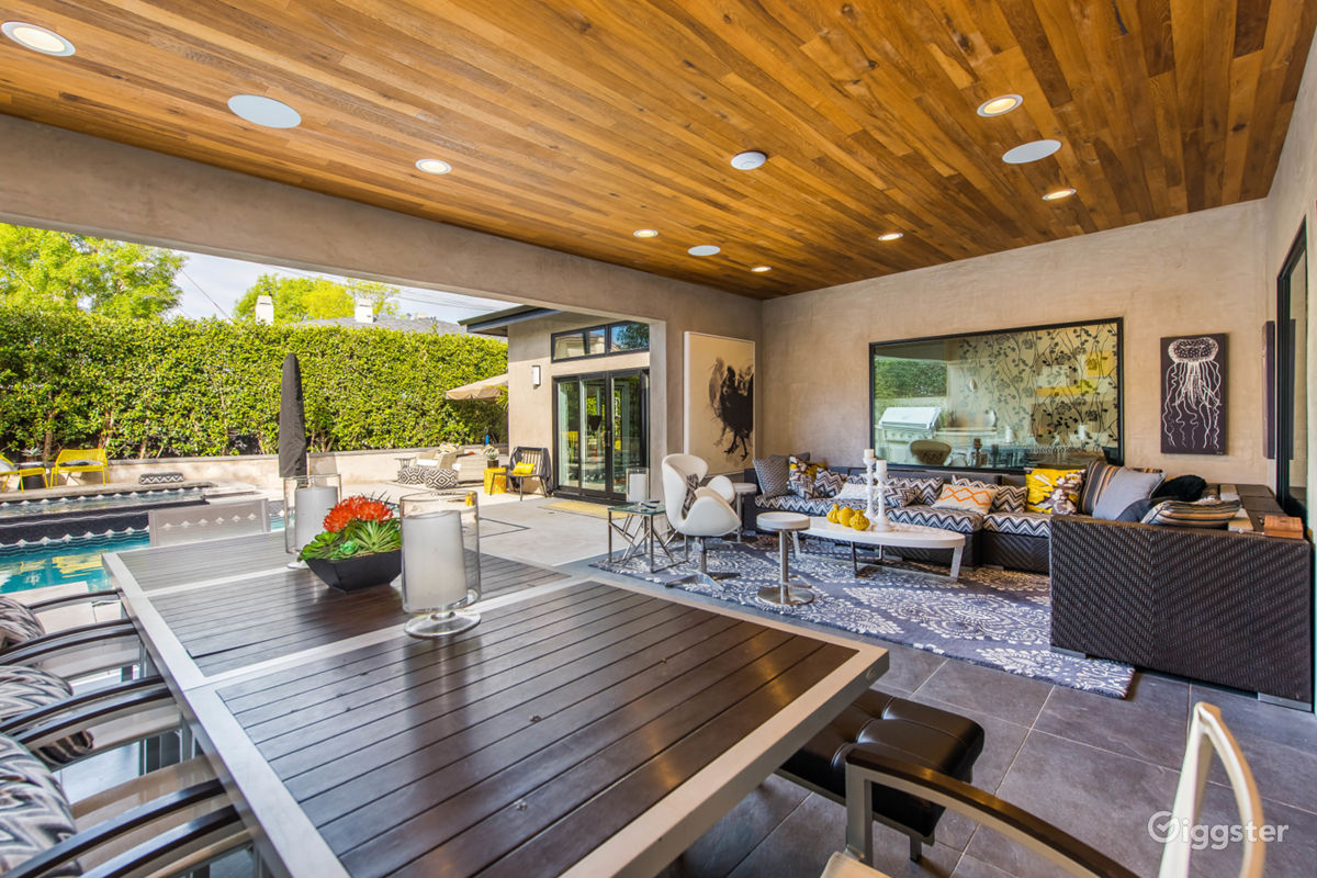 Newport Beach Contemporary Bungalow | Rent this location on Giggster