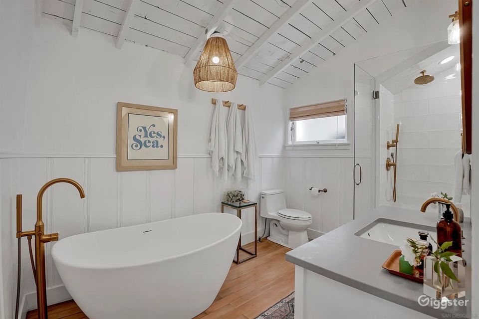 Original Balboa Island Beach House Rent this location on Giggster