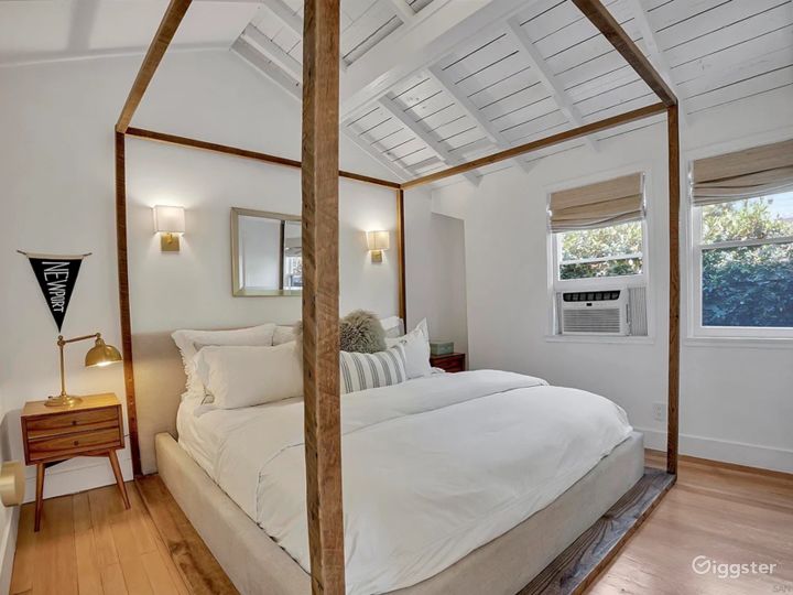 Original Balboa Island Beach House Rent this location on Giggster