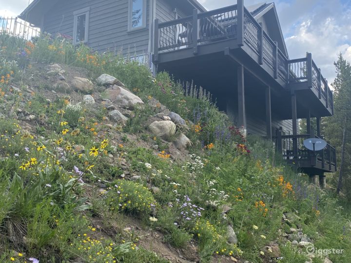 Colorado Mountain Home on the Blue River Rent this location on Giggster