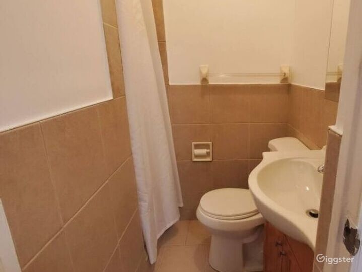 Astoria Apartment Rent this location on Giggster