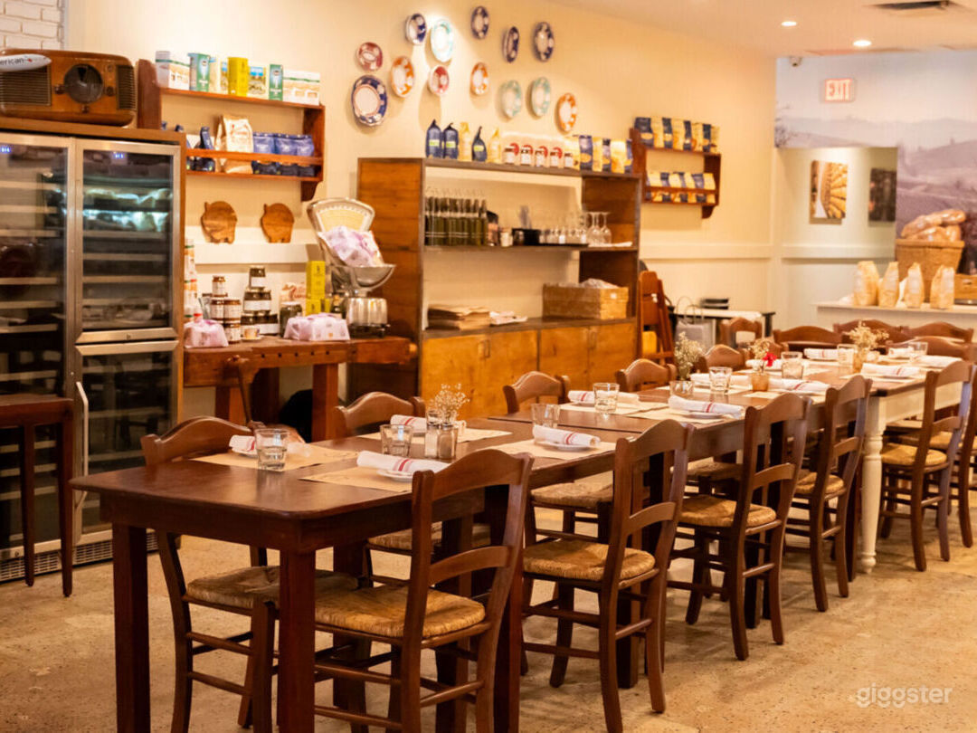 Elegant Italian Eatery in Coral Gables Photo 3